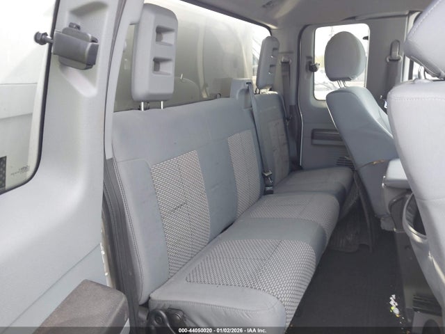 Ford F-350 Chassis Xlt 2016 1FD8X3G66GED40451 Image 6
