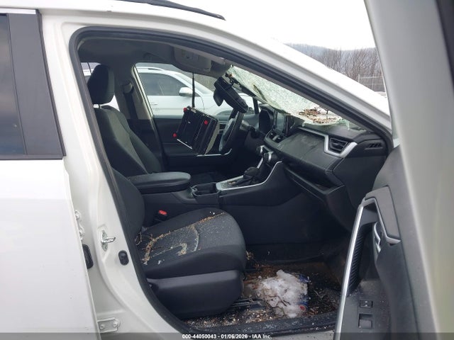 2021 Toyota Rav4 Xle მანქანა იყიდება აუქციონზე, vin: 2T3P1RFVXMC147075, აუქციონის ნომერი: 44050043