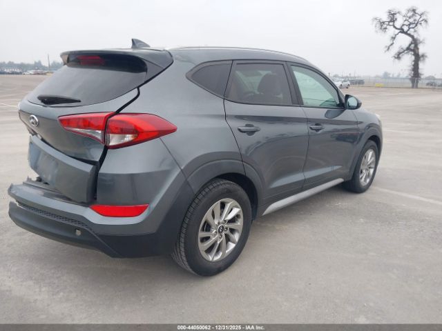 2018 HYUNDAI TUCSON KM8J33A47JU673131 Photo 3