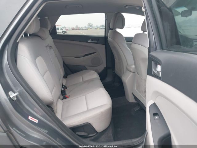 2018 HYUNDAI TUCSON KM8J33A47JU673131 Photo 7