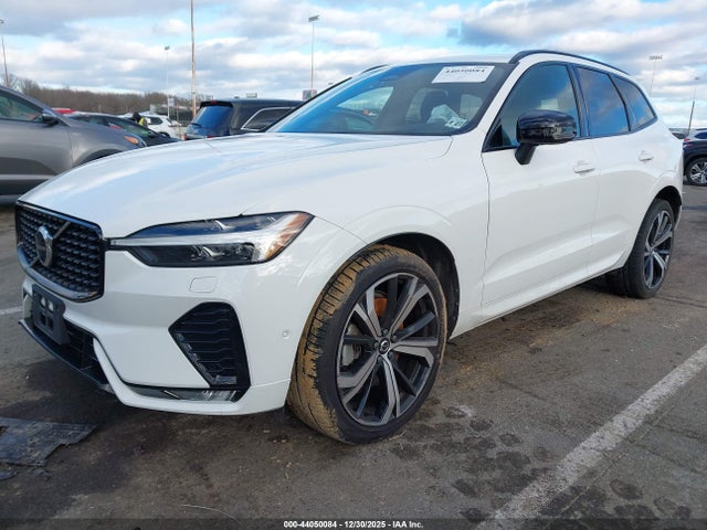 2022 VOLVO XC60 YV4062RM6N1905972 Photo 1