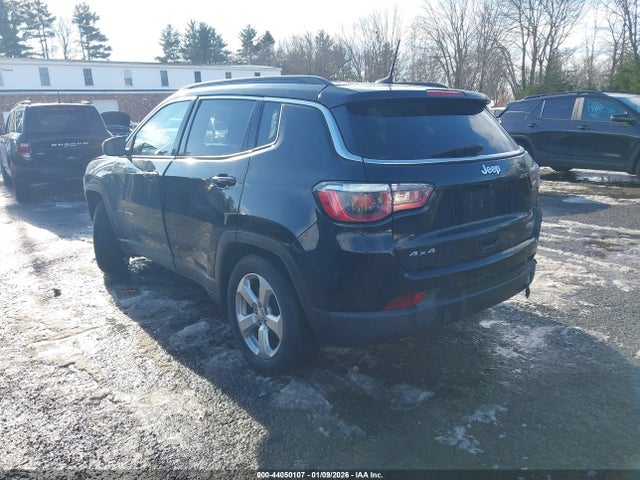 Jeep Compass Latitude 4x4 2020 3C4NJDBB5LT160701 Image 3