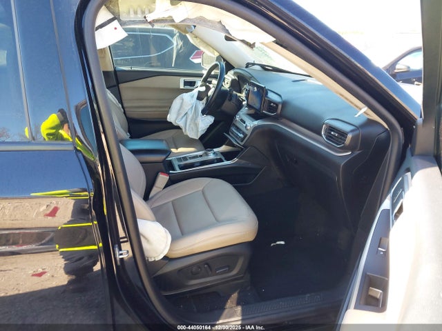 2023 FORD EXPLORER 1FMSK7DH9PGA94291 Photo 4