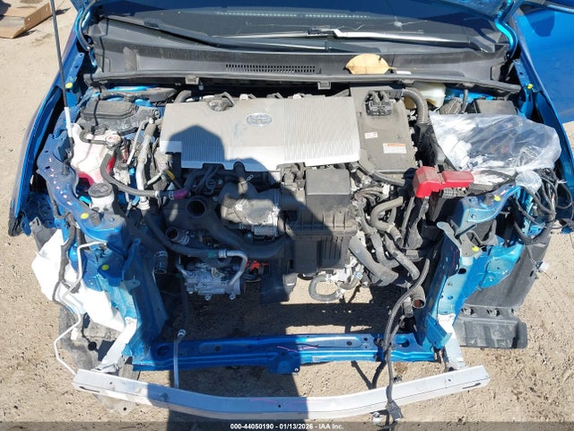 JTDL9MFU7M3029584 Toyota Prius Le Awd-e