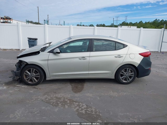 Aukcja sprzedaży 2017 Hyundai Elantra Se, vin: 5NPD84LF3HH095606, numer aukcji: 44050200