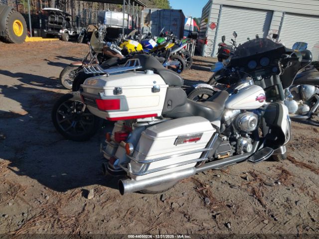 2007 HARLEY-DAVIDSON FLHTCUI 1HD1FC4197Y626762 Photo 3