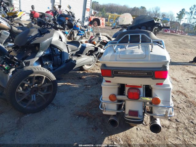 2007 HARLEY-DAVIDSON FLHTCUI 1HD1FC4197Y626762 Photo 5