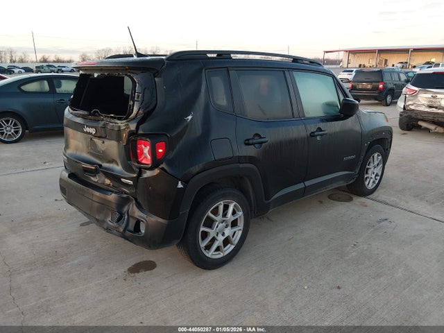 ZACNJCBB9MPN27373 Jeep Renegade Latitude Fwd