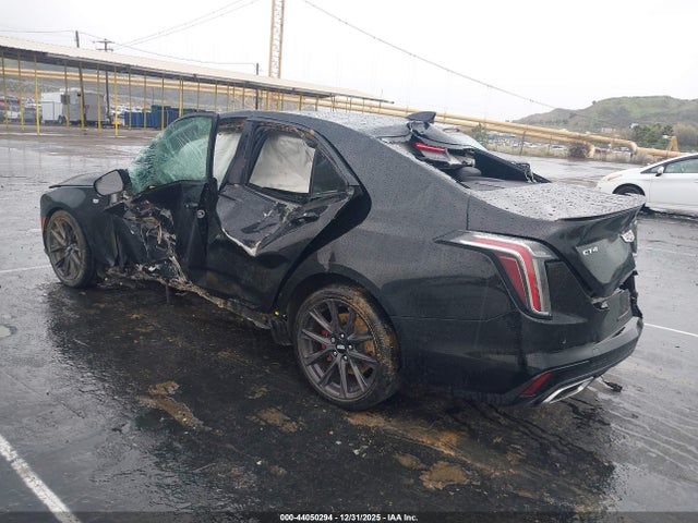 2021 CADILLAC CT4 1G6DC5RK2M0131210 Photo 2