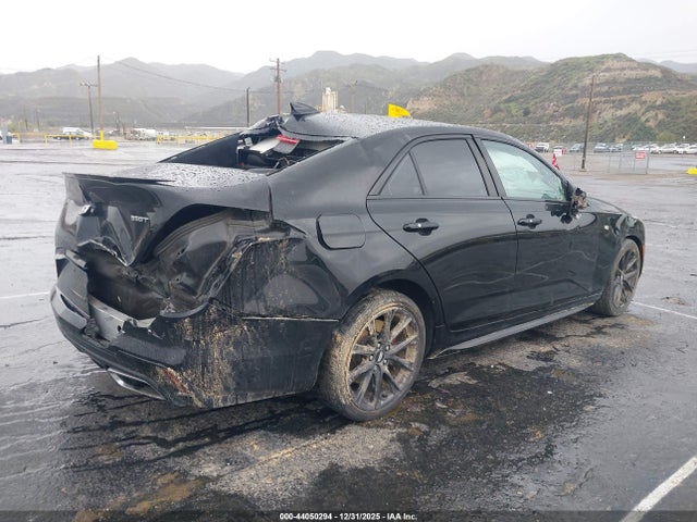 2021 CADILLAC CT4 1G6DC5RK2M0131210 Photo 3