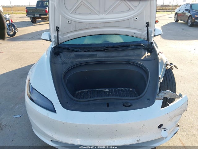 2024 TESLA MODEL 3 5YJ3E1EB1RF859840 Photo 9