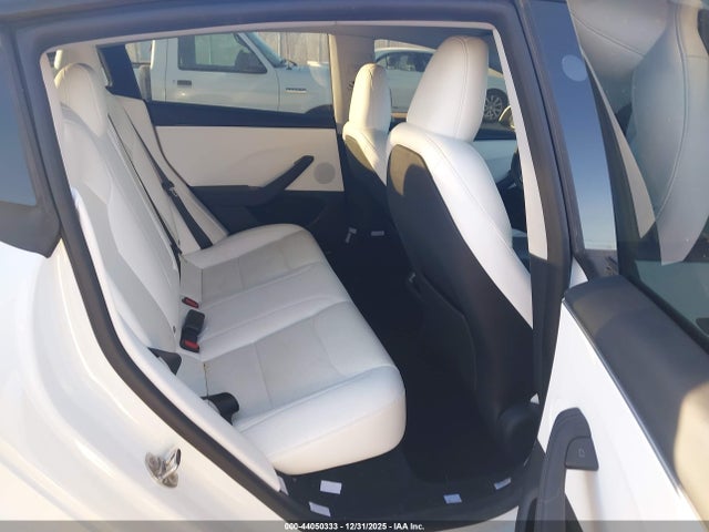 2024 TESLA MODEL 3 5YJ3E1EB1RF859840 Photo 7