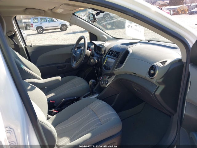 1G1JC6SH7G4165458 Chevrolet Sonic Lt Auto