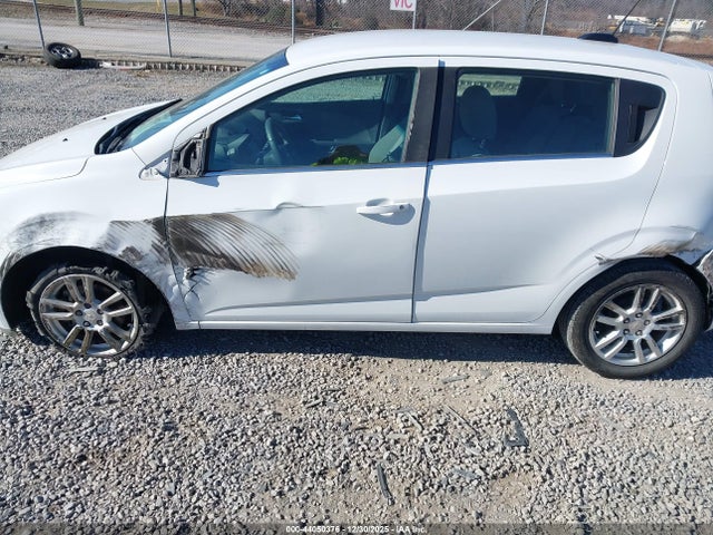 1G1JC6SH7G4165458 Chevrolet Sonic Lt Auto