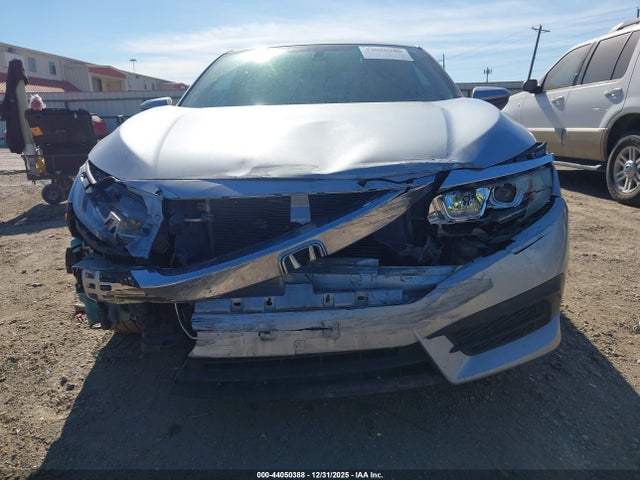 Honda Civic Lx-p 2017 2HGFC4B05HH307100 Image 12