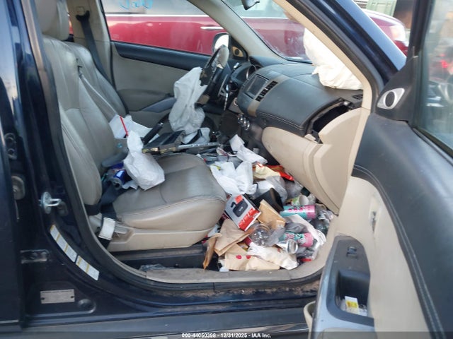 2011 MITSUBISHI OUTLANDER JA4JT5AX5BU019668 Photo 4