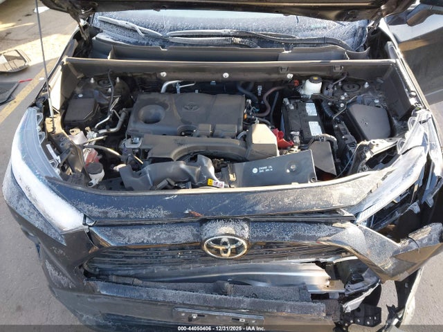 2T3A1RFV7RW409940 Toyota Rav4 Xle Premium