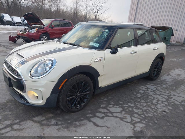 2019 MINI CLUBMAN WMWLU5C58K2G05252 Photo 1