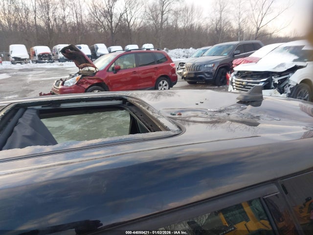 2019 MINI CLUBMAN WMWLU5C58K2G05252 Photo 5