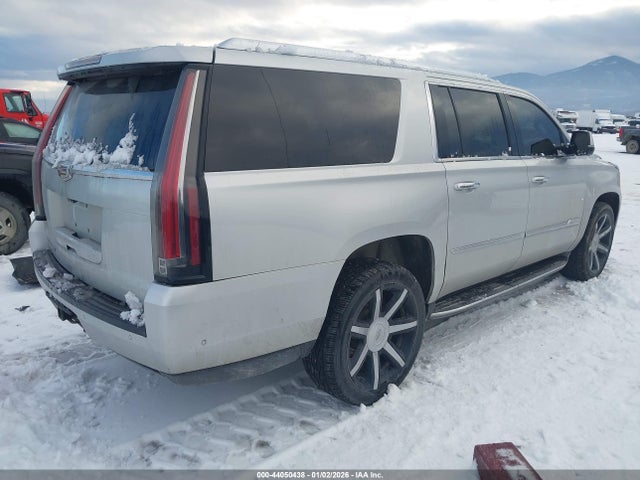 2017 CADILLAC ESCALADE ESV 1GYS4HKJ6HR175520 Photo 3