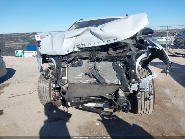 1FMJU1H82SEA12175 Ford Expedition Active