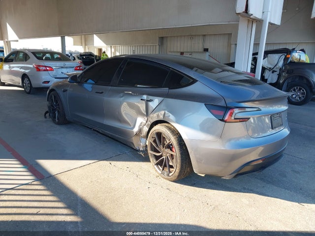 2025 TESLA MODEL 3 5YJ3E1ET6SF997324 Photo 2