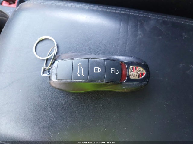 2017 PORSCHE MACAN WP1AG2A52HLB53817 Photo 10