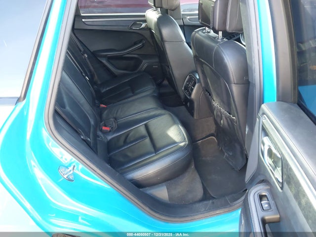 2017 PORSCHE MACAN WP1AG2A52HLB53817 Photo 7