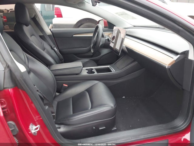 2022 TESLA MODEL 3 5YJ3E1EB7NF157872 Photo 4