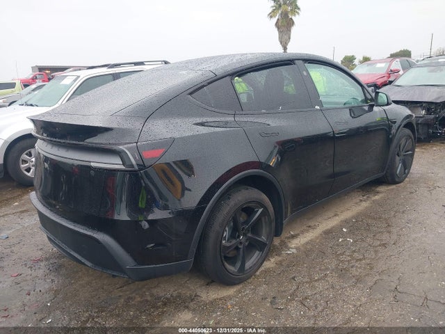 44050623 :رقم المزاد ، 7SAYGDED8TF436475 vin ، 2026 Tesla Model Y Premium Rear-wheel Drive مزاد بيع