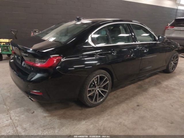 2021 BMW 330I 3MW5R7J03M8B94647 Photo 3