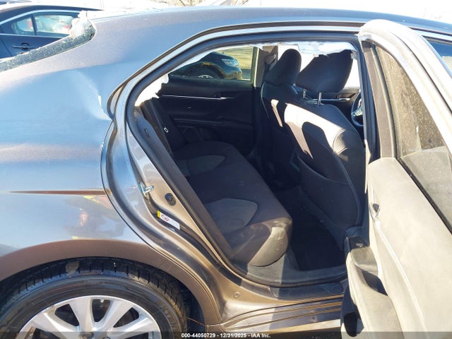 4T1B11HK4JU040542 Toyota CAMRY LE