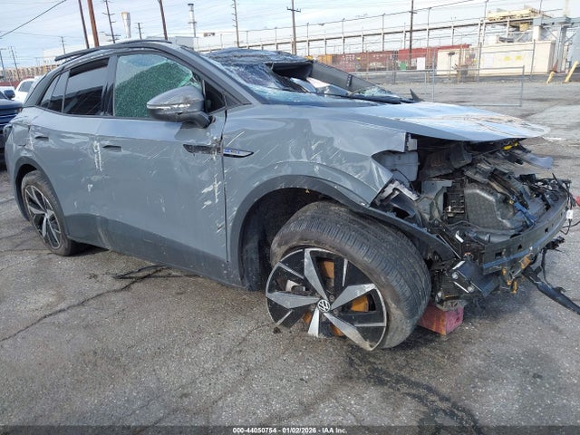 2024 VOLKSWAGEN ID.4 1V2WSPE84RC018085