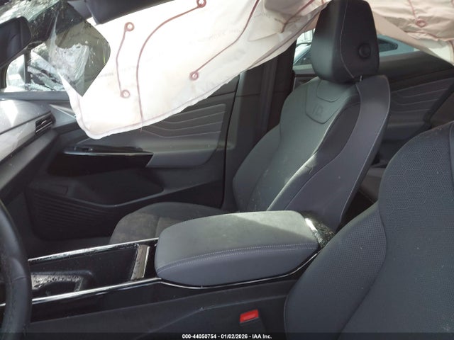 2024 VOLKSWAGEN ID.4 1V2WSPE84RC018085 Photo 4