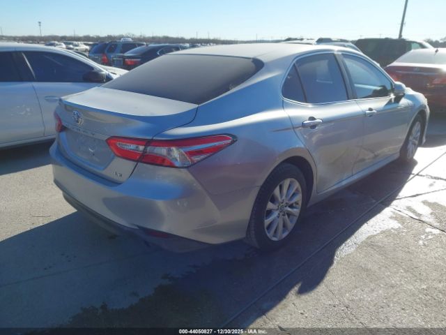 2018 TOYOTA CAMRY 4T1B11HK3JU041360 Photo 3