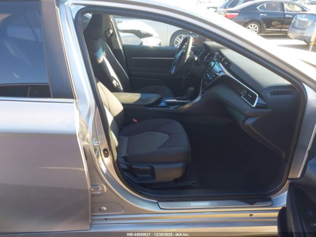 2018 TOYOTA CAMRY 4T1B11HK3JU041360 Photo 4