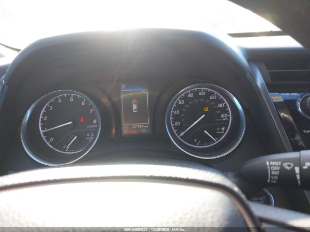 2018 TOYOTA CAMRY 4T1B11HK3JU041360 Photo 6