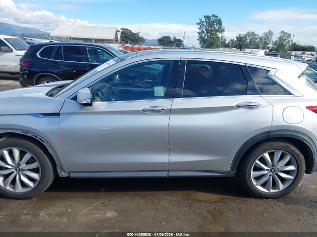 3PCAJ5M36KF113314 Infiniti Qx50 Essential
