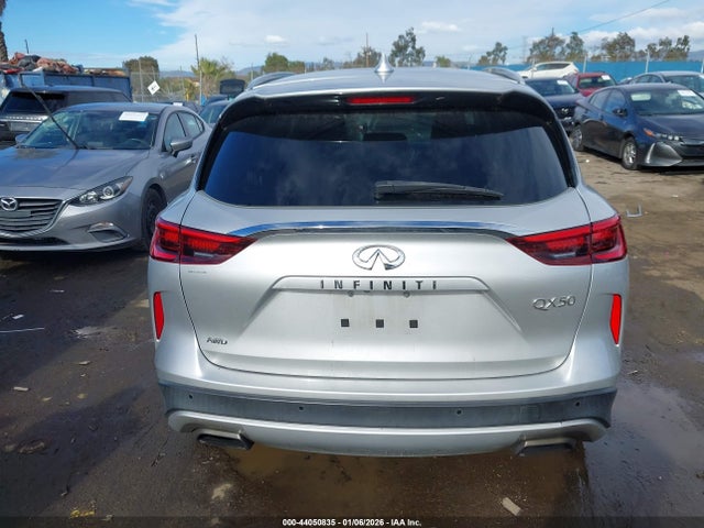3PCAJ5M36KF113314 Infiniti Qx50 Essential