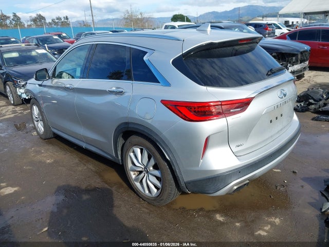 3PCAJ5M36KF113314 Infiniti Qx50 Essential