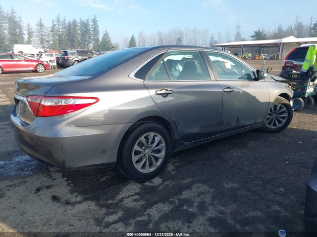 4T1BF1FK5HU739449 Toyota CAMRY LE
