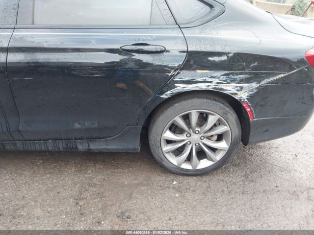 2017 CHRYSLER 200 1C3CCCBB7HN500289 Photo 5