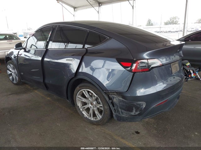 2023 TESLA MODEL Y 7SAYGDEE3PA121904 Photo 2