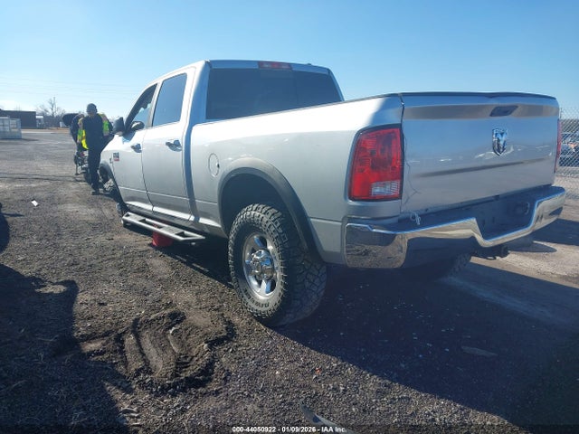 44050922 :رقم المزاد ، 3D7UT2CL6AG174670 vin ، 2010 Dodge Ram 2500 Slt مزاد بيع