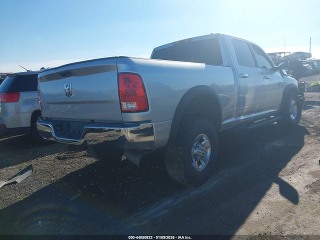 44050922 :رقم المزاد ، 3D7UT2CL6AG174670 vin ، 2010 Dodge Ram 2500 Slt مزاد بيع