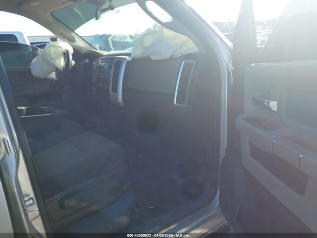 44050922 :رقم المزاد ، 3D7UT2CL6AG174670 vin ، 2010 Dodge Ram 2500 Slt مزاد بيع
