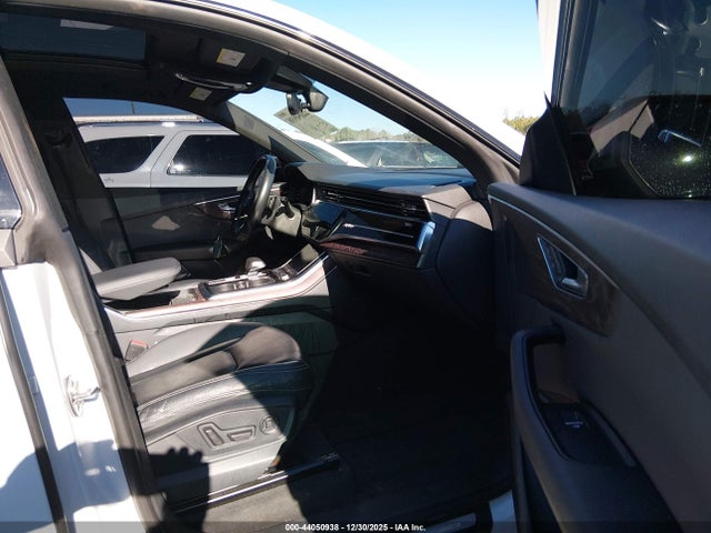 2019 AUDI Q8 WA1EVAF10KD005931 Photo 4