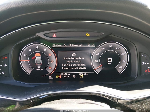 2019 AUDI Q8 WA1EVAF10KD005931 Photo 6