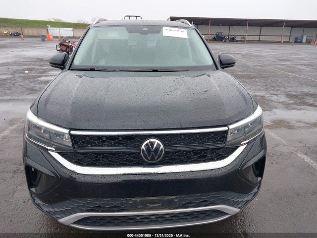 3VVLX7B25NM077405 Volkswagen Taos 1.5t Se
