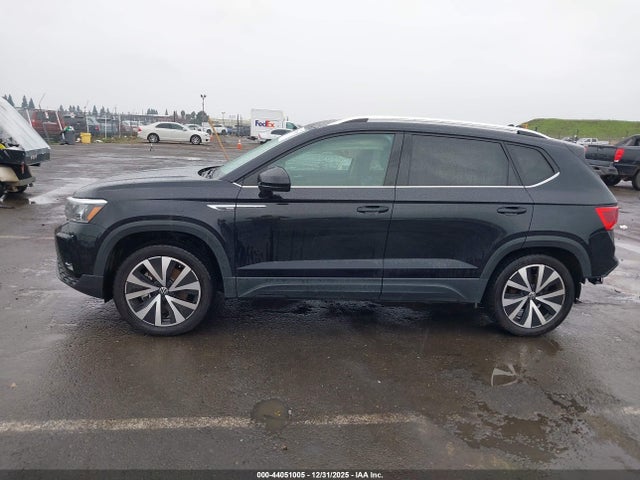 3VVLX7B25NM077405 Volkswagen Taos 1.5t Se